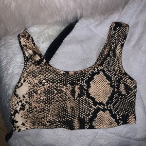 SUPER CROPPED TOP SNAKESKIN
